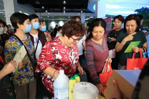 濰坊首個家政大集圓滿落幕，2000余人共赴巾幗家政廣場趕集盛宴